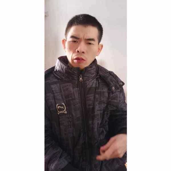 33岁岁四川单身帅哥 - 柳州吉缘网