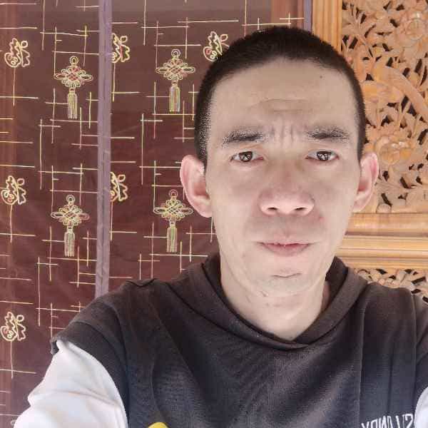 37岁岁云南单身帅哥 - 柳州吉缘网