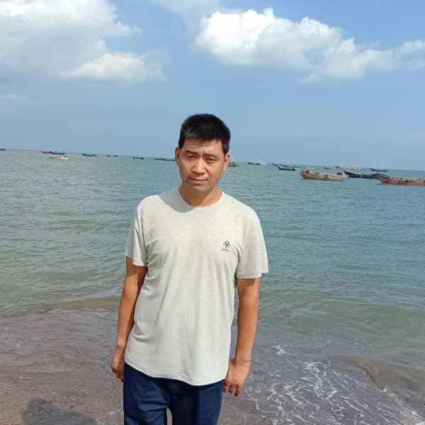 44岁岁辽宁单身帅哥 - 柳州吉缘网