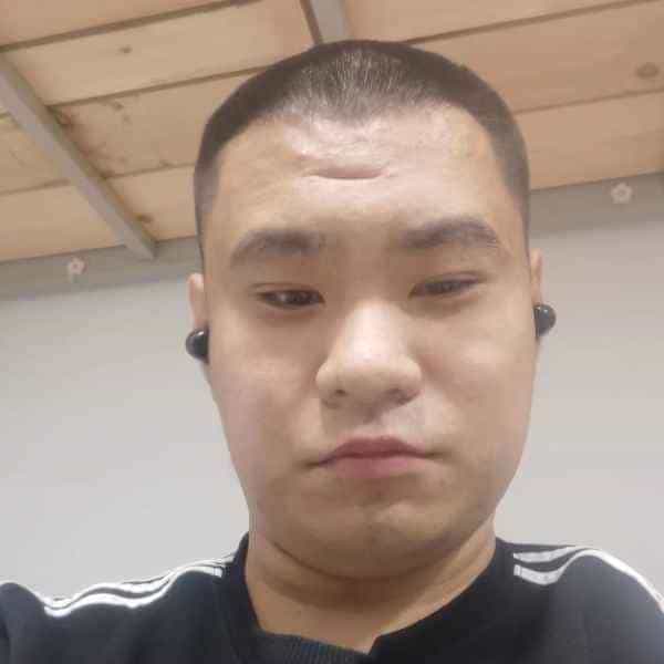 25岁岁山东单身帅哥 - 柳州吉缘网