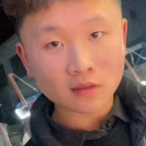 22岁岁河南单身帅哥 - 柳州吉缘网
